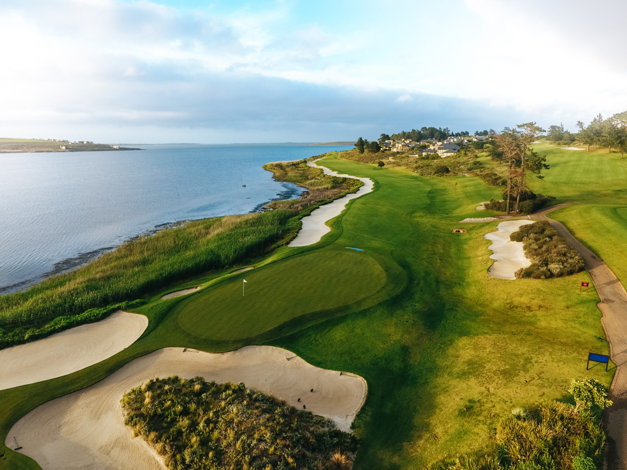 The 13 Craziest Golf Holes in the World | Golf Escapes