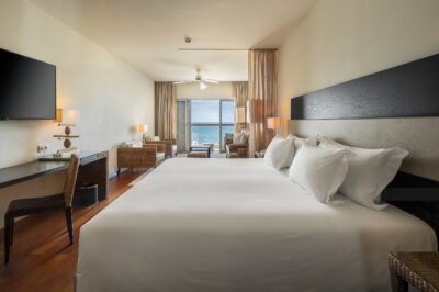 Crowne Plaza Vilamoura bedroom