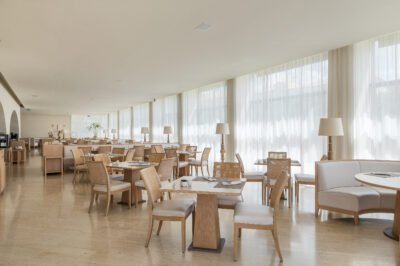 Crowne Plaza Vilamoura breakfast area