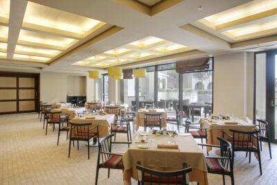 Indoor dining at DoubleTree by Hilton La Torre Golf Resort