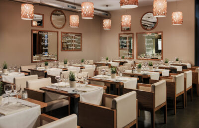 H10 Las Palmeras Hotel indoor seating area