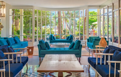 H10 Las Palmeras Hotel indoor lounge area