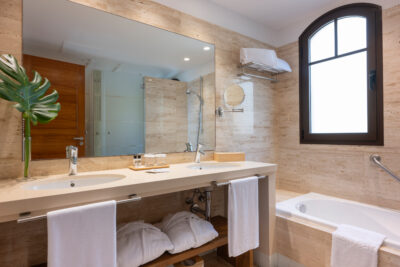 Hotel Villa Maria Suites bathroom