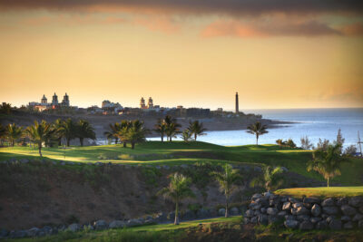 Fairway on clifftop at Meloneras Golf with ocean view