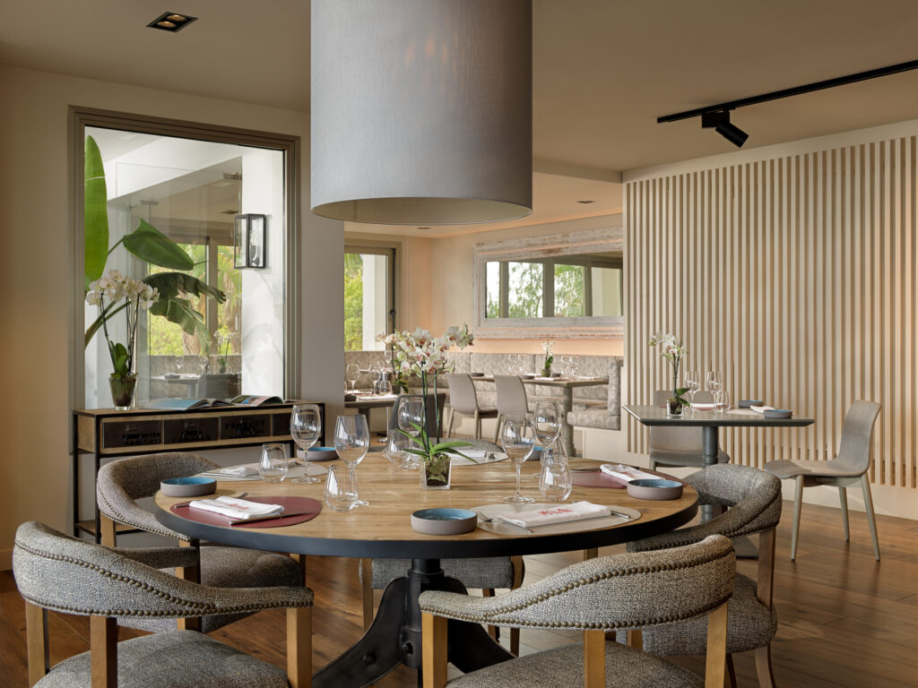 Las Terrazas Abama Suites dining area