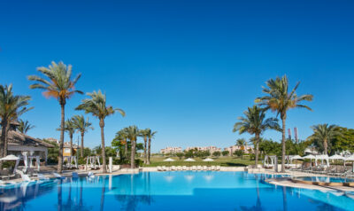 Outdoor pool at ONA Mar Menor Golf & Spa