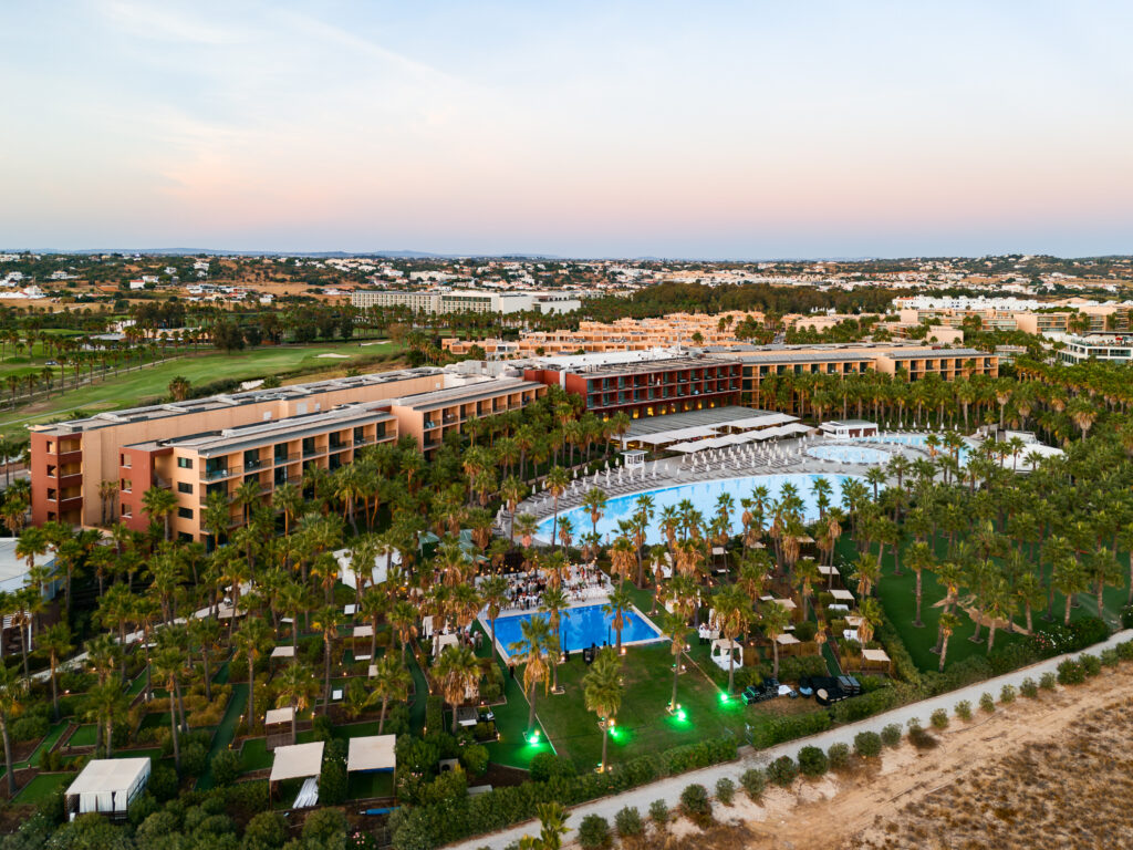Wine & Books by the Sea