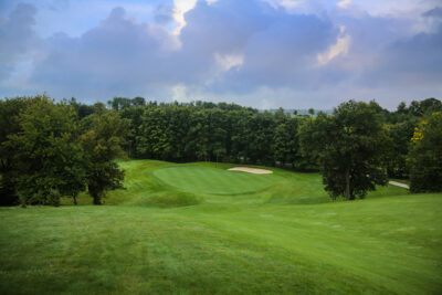 Fairway at Golf Saint Omer with trees around