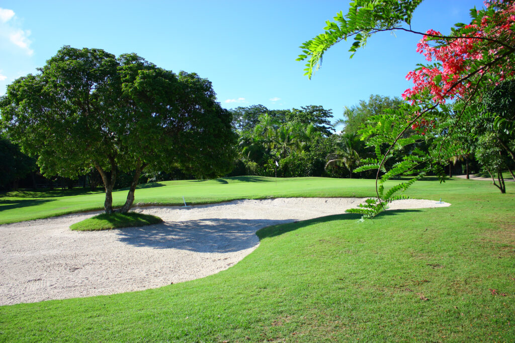 Mae Jo Golf Resort