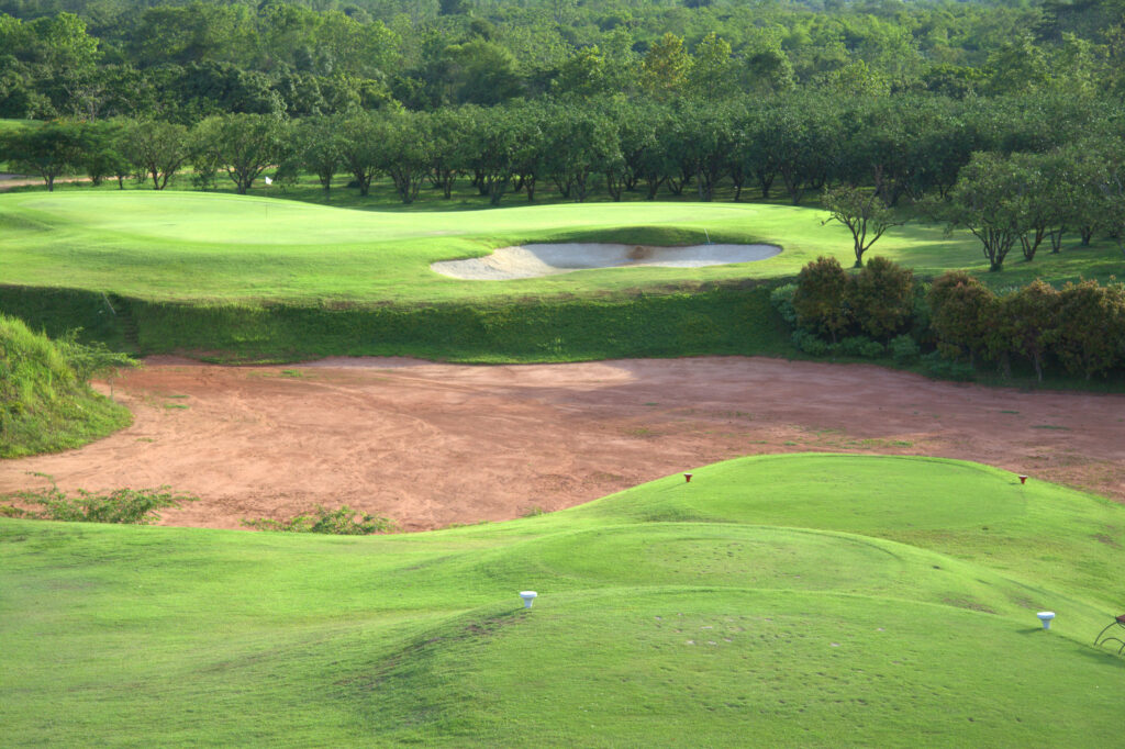 Mae Jo Golf Resort