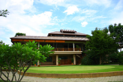Mae Jo Golf Resort