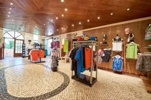 PHC_Golf Shop (1)