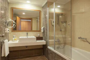 Standard Room Bath
