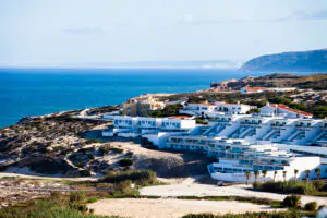 the-beachfront-praia-del-rey_HR_ext_2