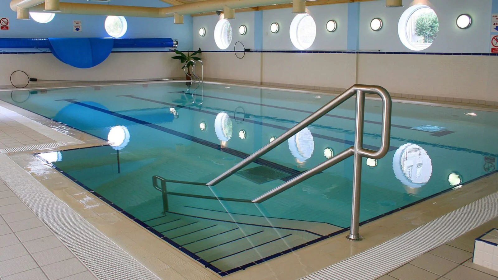 LCH-Swimming-Pool