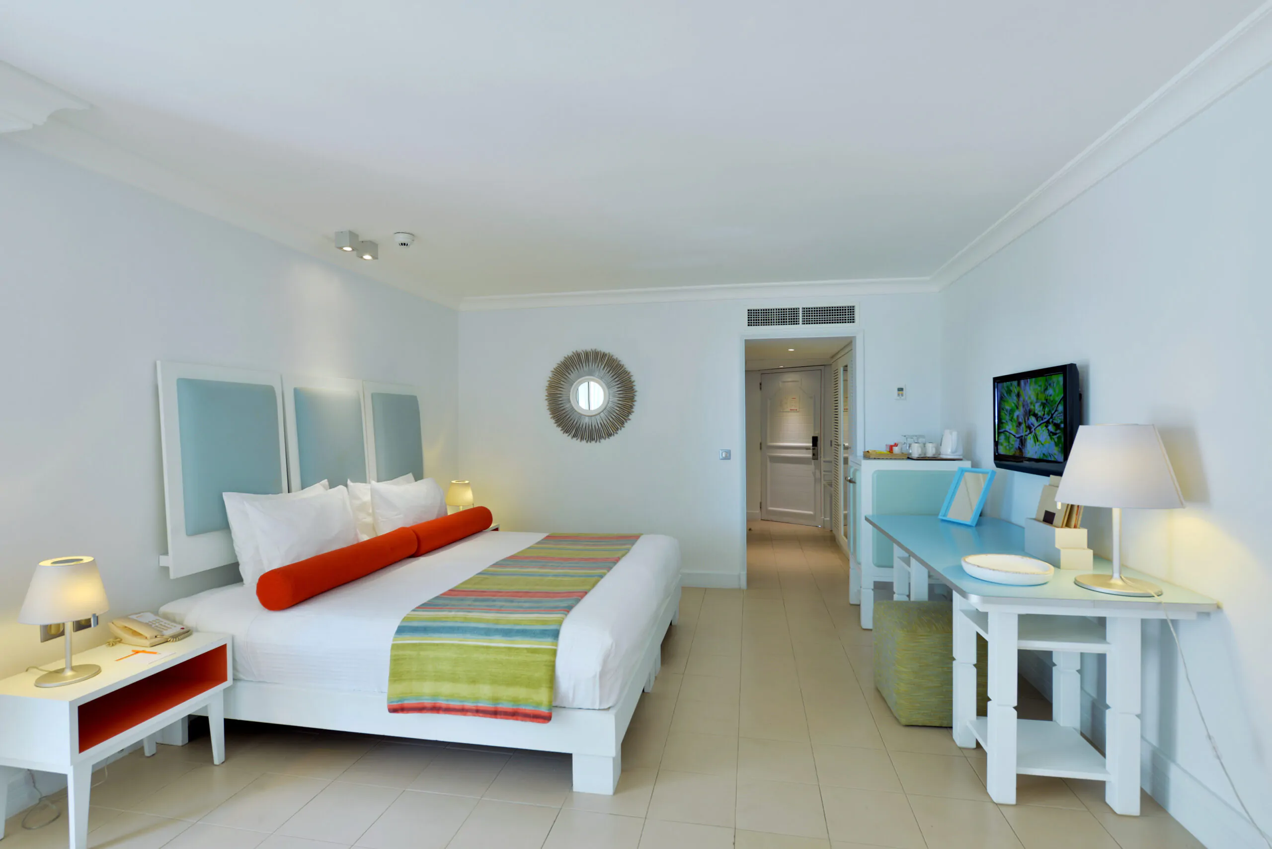 Ambre_Rooms_deluxe_beach_room